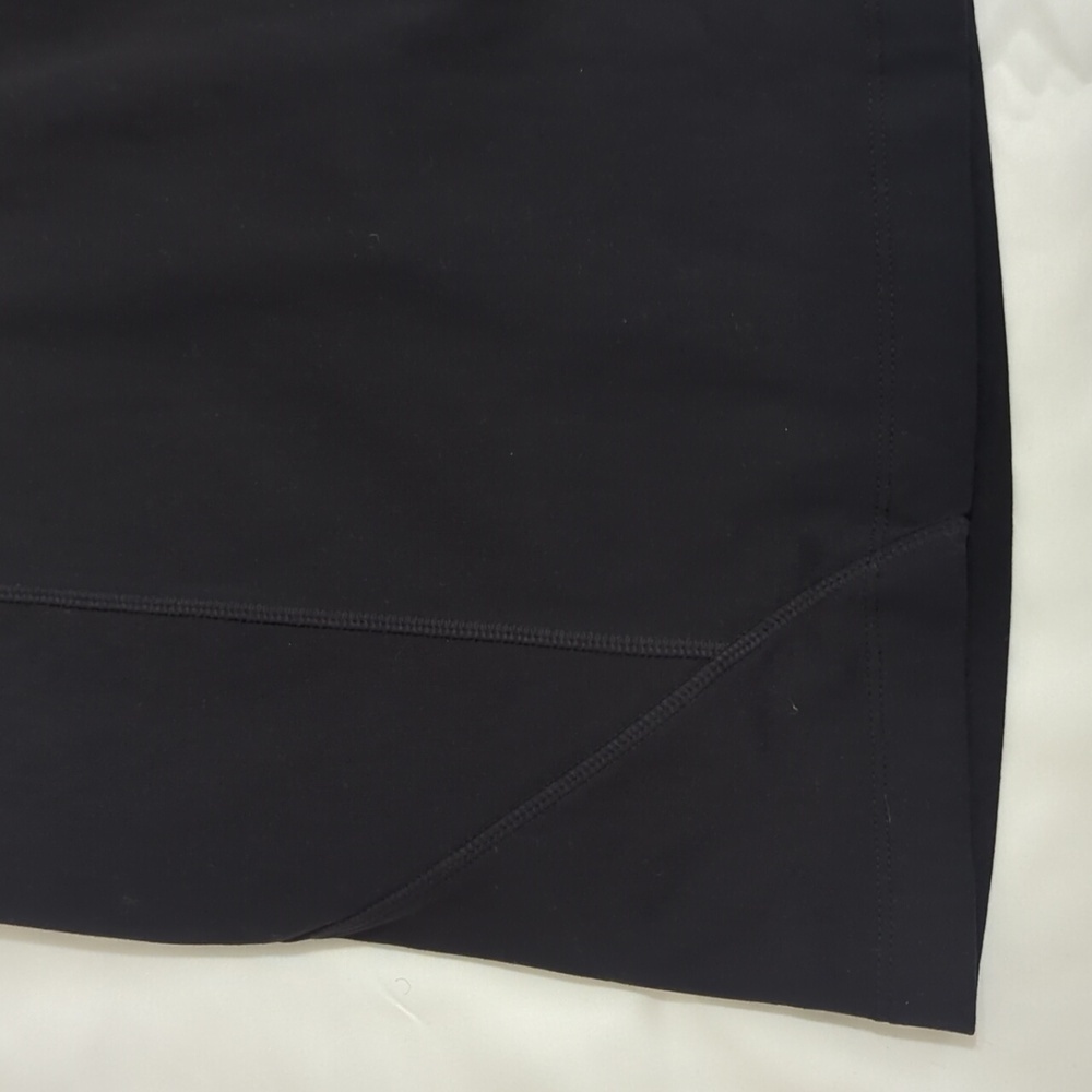 Athleta Excursion Skort, Color Solid Black Size M - image 5